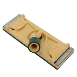 Richard Manual Pole Sander - Aluminum - Easy-Clamp - 9-in L X 3 1/4-in W